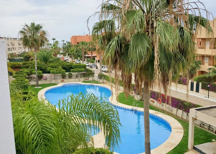Atico Duplex Con Piscina Privada Y Vistas Al Mar!