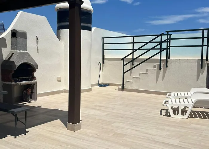 Atico Duplex Con Piscina Privada Y Vistas Al Mar!